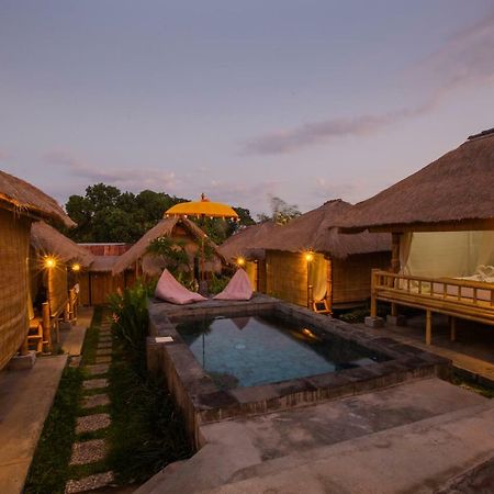 Salty Shakas Bamboo Stay Canggu Exterior foto