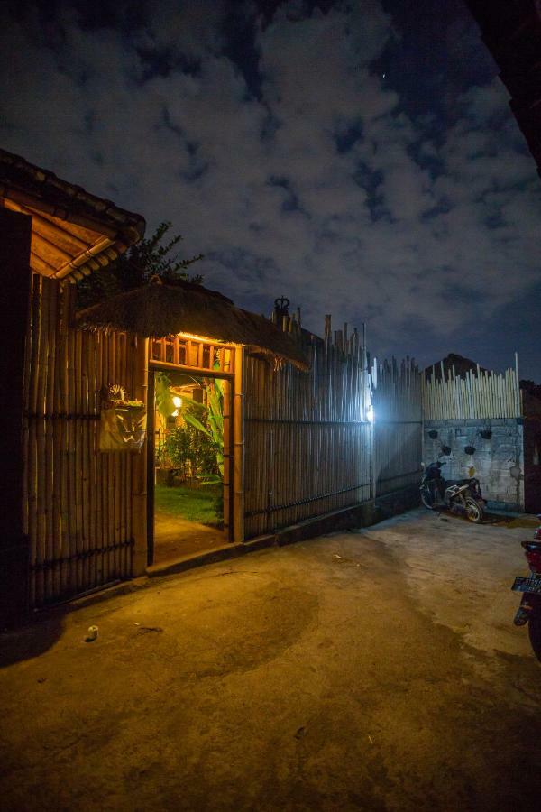 Salty Shakas Bamboo Stay Canggu Exterior foto